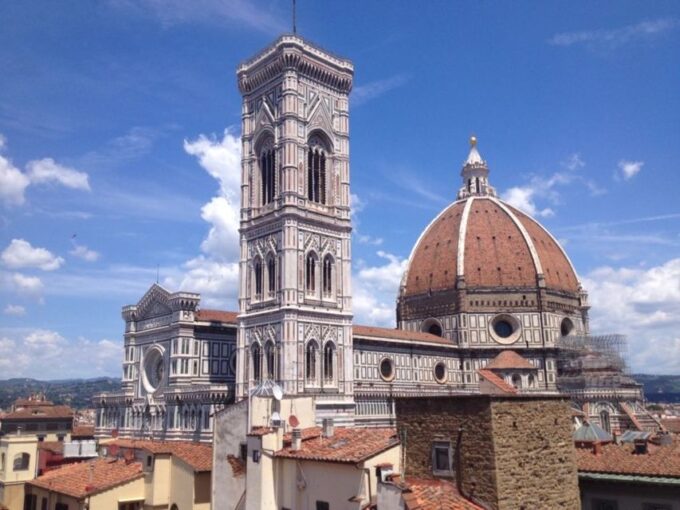 Florence: Historical Sneak-Peek of Duomo Square - Guided Tour Details and Logistics