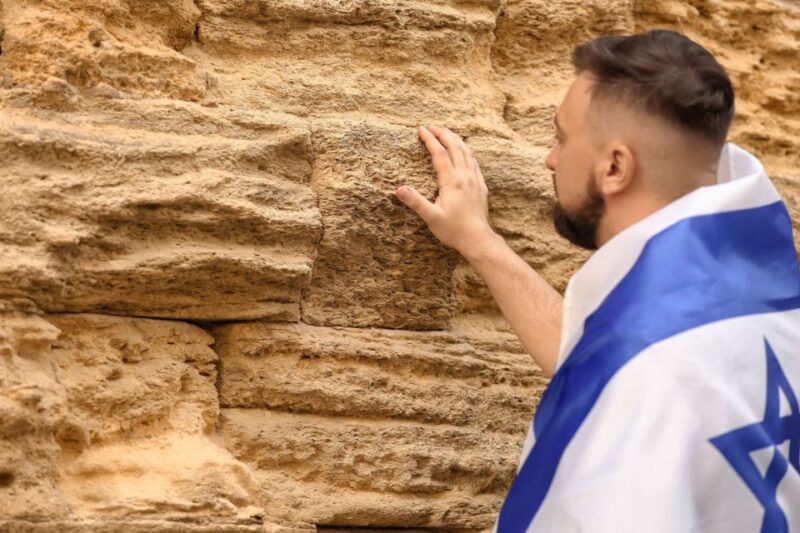 Florence Jewish Quarter History Private Walking Tour - Jewish History in Florence