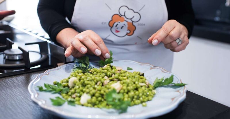 Florence: Market and Cooking Class at a Locals Home - Key Points