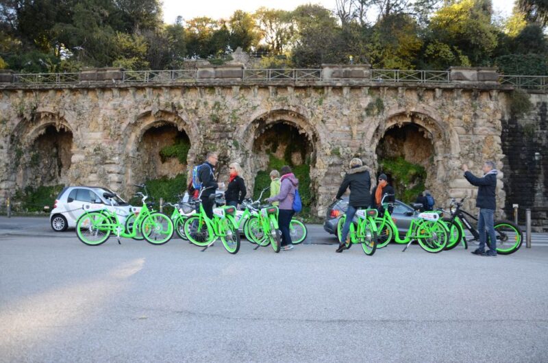 Florence: Medici-Themed Bike Tour - Language and Guide