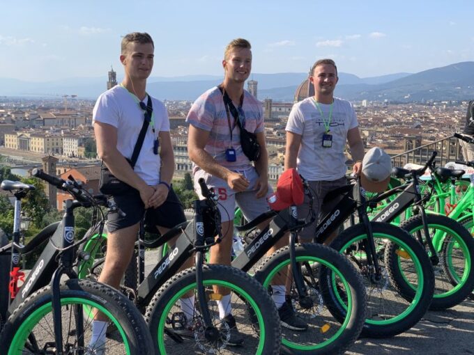 Florence: Medici-Themed Bike Tour - Bike Rental Details