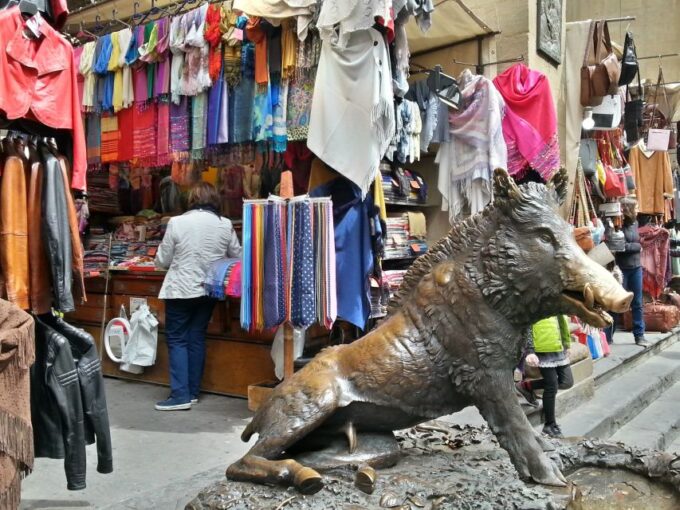 Florence: Medieval & Renaissance Private 3-Hour Walking Tour - Piazza Della Signoria and Uffizi