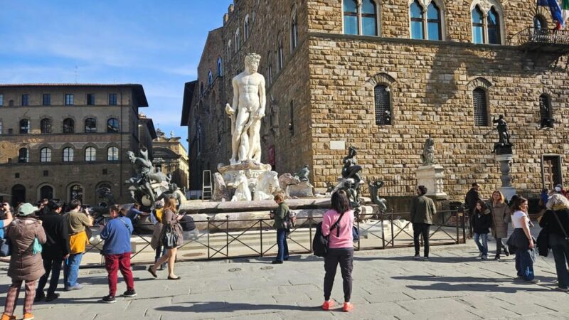 Florence Must See Highlights Priority Access & Ponte Vecchio - Tour Features