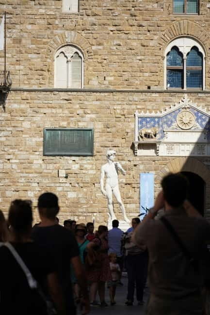 Florence Must-See Squares Walking Tour With Vincenzo - The Expert Guide Experience