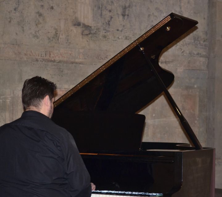 Florence: Opera Concert Entrance Ticket - Venue Accessibility