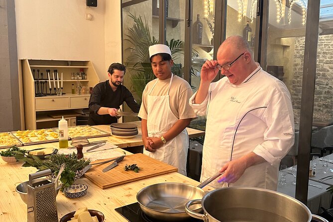 Florence: Pasta Cooking Class With Unlimited Wine - Additional Notes