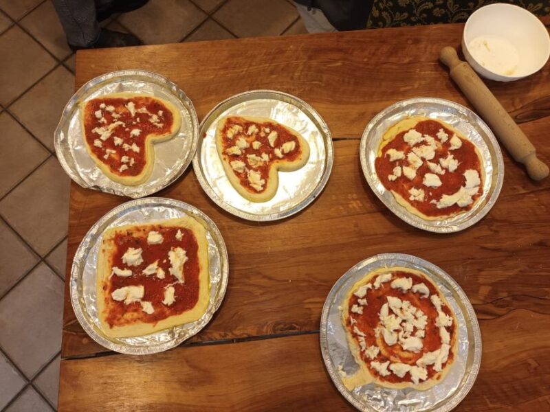 Florence: Pizza and Gelato Cooking Class - Locally Sourced Ingredients