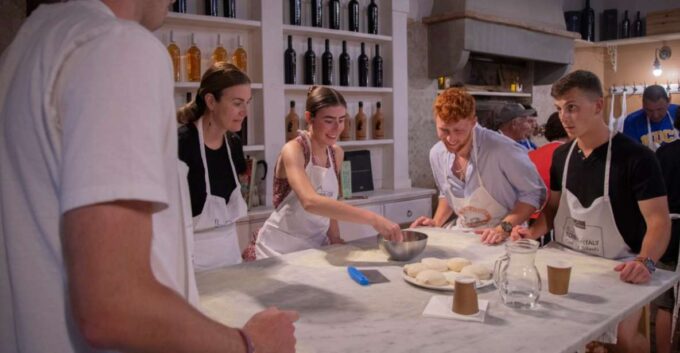 Florence: Pizza and Gelato Preparation Class - Gelato-making Demonstration