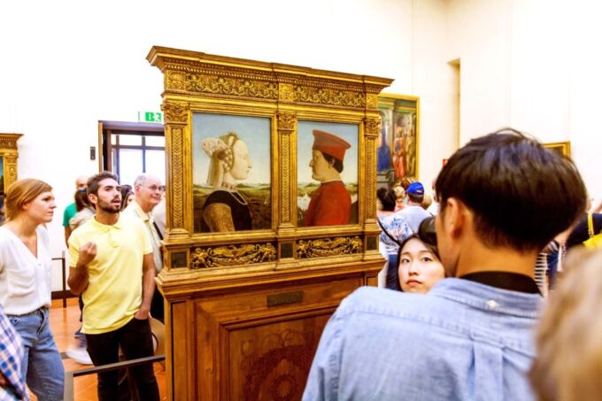 Florence: Skip-the-Line Uffizi Gallery Small Group Tour - Group Size