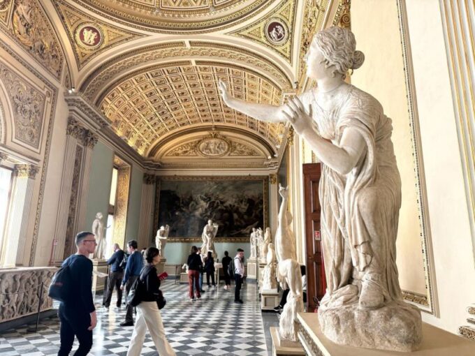 Florence: Skip-the-Line Uffizi Gallery VIP Tour - Frequently Asked Questions