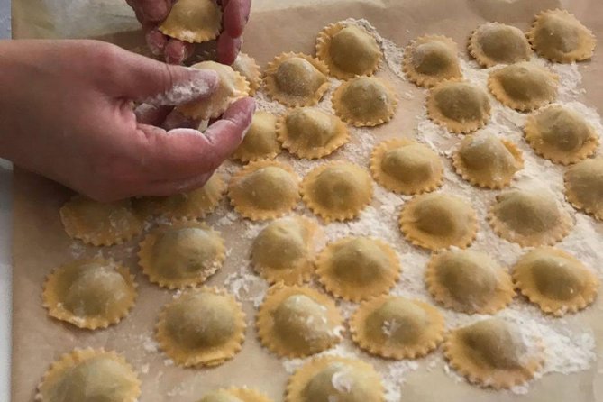 Florence Small-Group Pasta Class With Seasonal Ingredients - Ideal for Food Enthusiasts