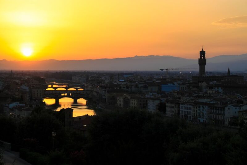 Florence: Sunset Sightseeing Tour and Wine Tasting - Accessibility