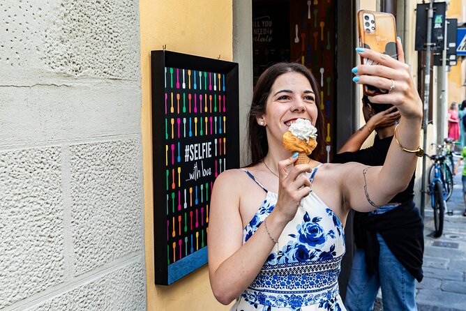 Florence Sunset Walking Tour With Wine & Food Tasting - Local English-Speaking Guide