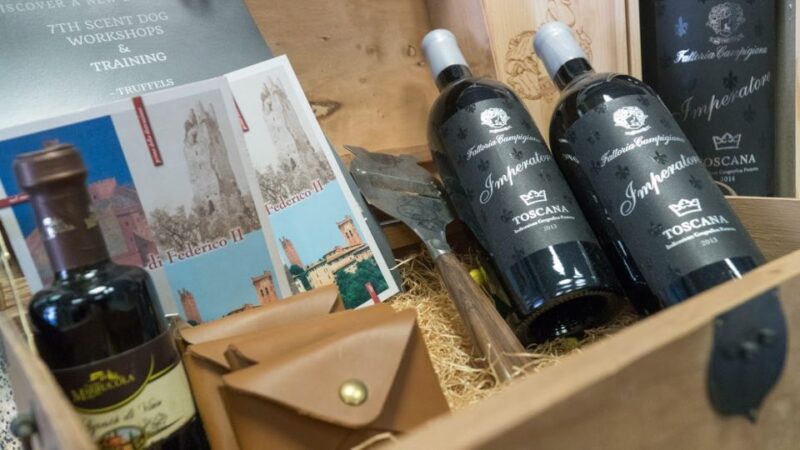 Florence: Truffle Hunting and Vinci With Lunch and Winery - Truffle Hunting Experience