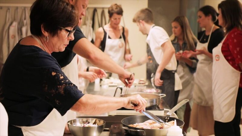 Florence: Tuscan Cooking Course With Dinner - Meeting and Logistics