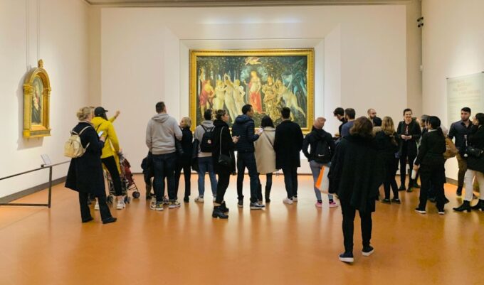Florence: Uffizi Gallery Small-Group Guided Tour With Ticket - Guided Insights and Small Group Setting