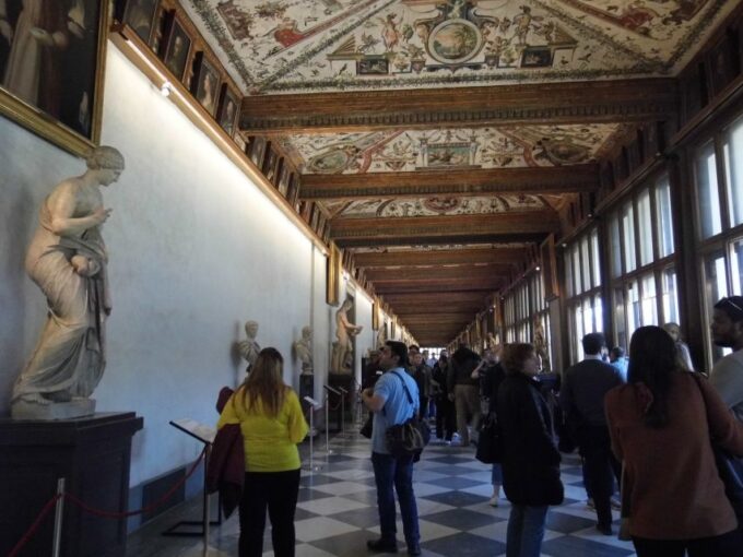 Florence: Walking Tour With Uffizi Gallery - Mobility Considerations