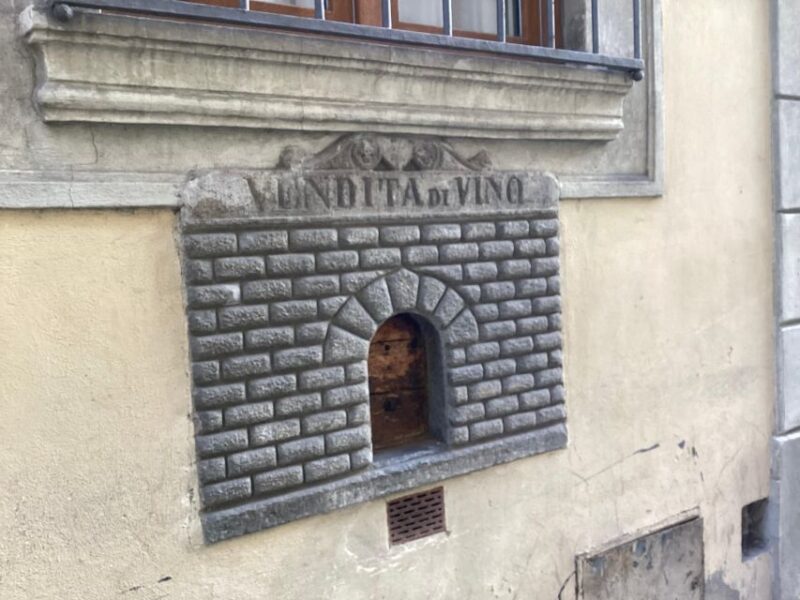 Florence: Wine Windows Walk With Wine Tasting and Appetizers - Itinerary Highlights