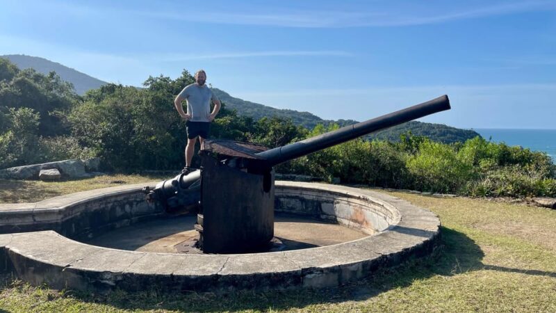 Florianópolis: South Naufragados Trail - Lighthouse and Southernmost Point