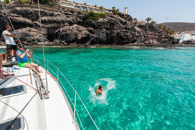 Flounder Yacht Sailing Tours - Hands-on Sailing Experience