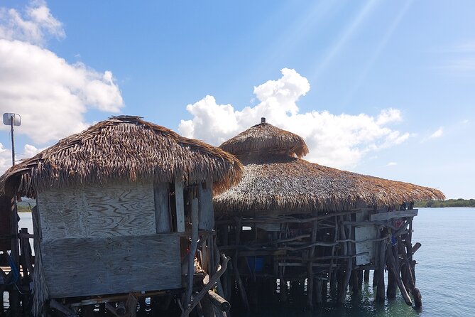 Floyds Pelican Bar and Lovers Leap Day Tour - Visiting Floyds Pelican Bar