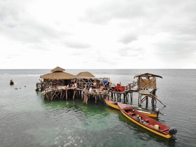 Floyd's Pelican Bar, Black River Safari and Ys Falls Tour - Bars History and Features