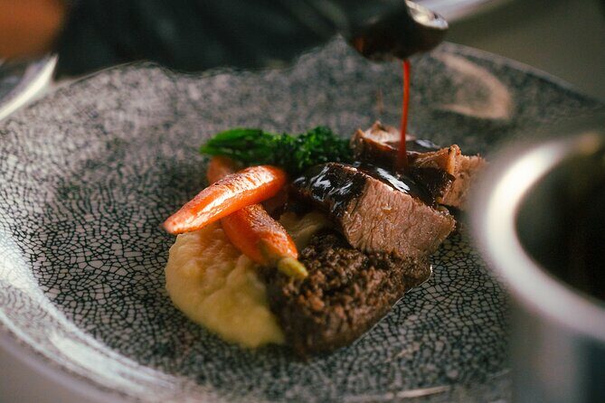 FlyDining: 4 Courses Dinner with City Lights & Ocean Breeze - The Views and Atmosphere