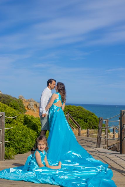 Flying Dress Algarve - Family Experience - Photoshoot Process