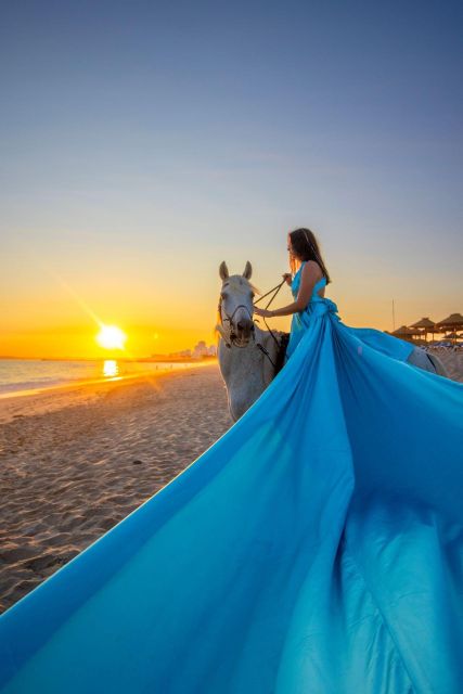 Flying Dress Algarve - Horse Experience - Dress Options