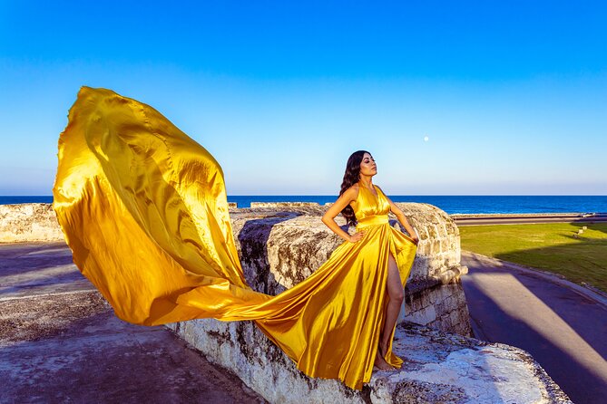 Flying Dress Photo Session in Cartagena - Dress and Photoshoot