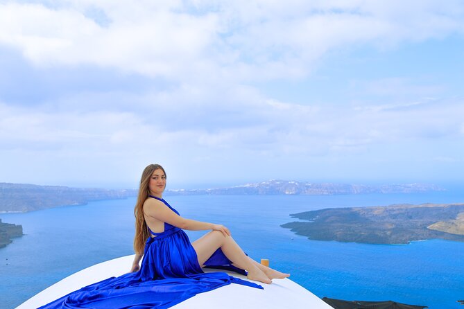 Flying Dress Photoshoot Experience in Santorini - Special Occasions