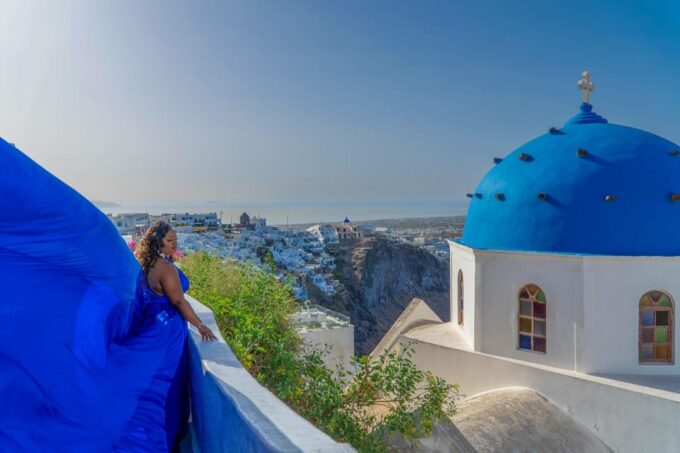 FLYING DRESS SANTORINI - Dreamy Photography Experience