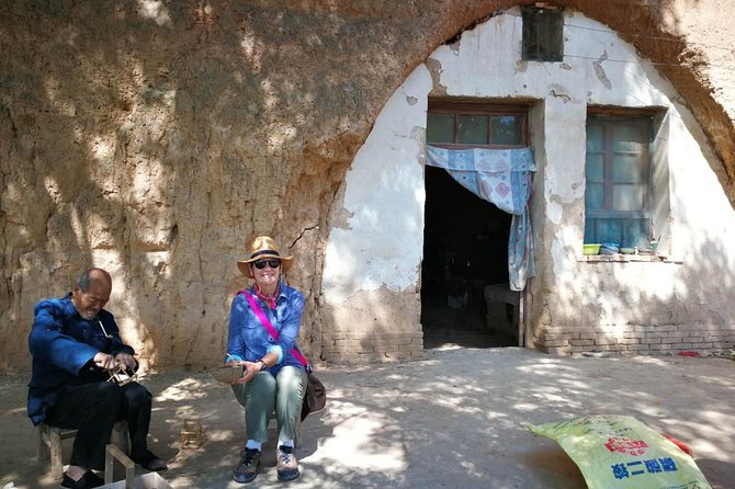 Folk Custom Xian Tour to Cave Dwelling Village and Jingdi Tomb - Itinerary and Experience