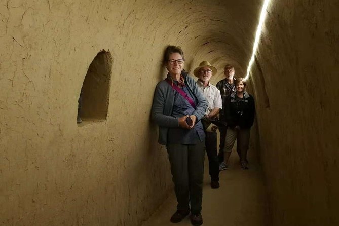 Folk Custom Xian Tour to Cave Dwelling Village and Jingdi Tomb - Cultural Immersion Experience