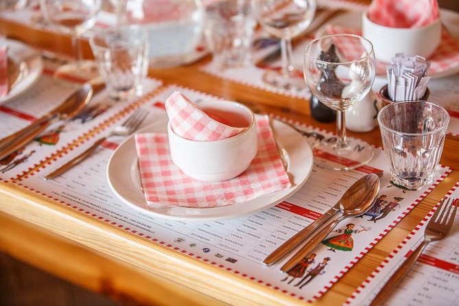 Folklore Evening With Music and Dinner - What to Expect