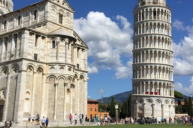 Following the Truffle Trail and Pisa Gastronomic Tour From Lucca - Exploring the Leaning Tower of Pisa