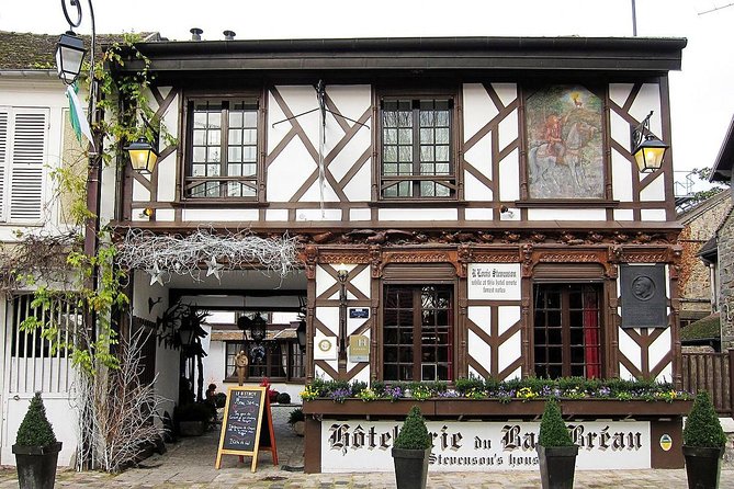 Fontainebleau and Barbizon Half Day Guided Tour From Paris by Minivan - Timing