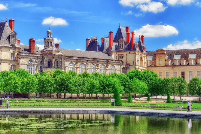 Fontainebleau Day Trip From Paris With a Local: Private & Personalized - Meeting and Pickup Arrangements