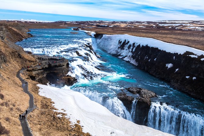 Fontana Geothermal Spa and Golden Circle Tour From Reykjavik - Inclusions and Amenities