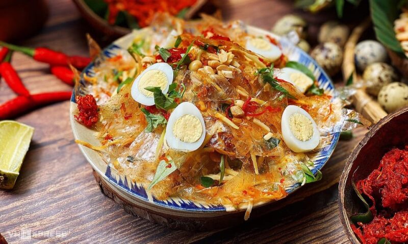 Food Adventure: Tastings of the Capital With Train Street - Unique Features and Offerings