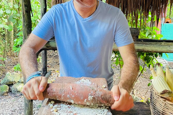 Food and Culture Tour From the Past to the Present in Cozumel - Mayan Village Experience