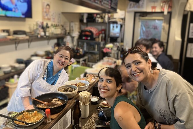 [Food and Drinks Tour] Local Izakaya and Bar Hopping in Namba - Engaging With Local Hospitality
