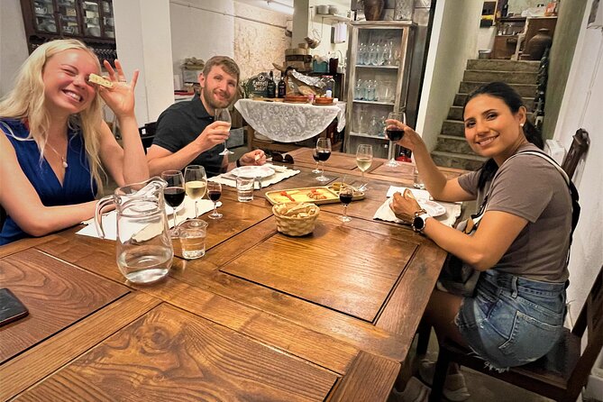 Food and Wine Tasting Tour in Porto of HIDDEN GEMS (Small Groups) - Inclusions and Exclusions