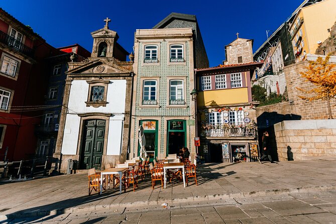 Food and Wine Tasting Tour in Porto of HIDDEN GEMS (Small Groups) - Meeting and End Points