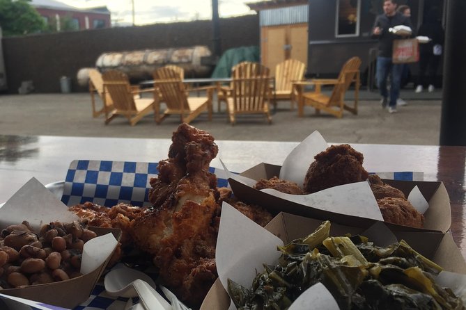 Food Carts of Portland Bike Tour: Local Flavors and Stories - Sampling Local Cuisine