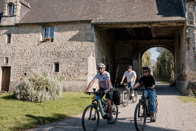 Food & Drink E-Bike Guided Tour / Private - Friendly and Professional Guide