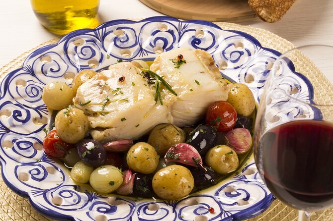 Food & Drink Private Tour in Lisbon & Cacilhas W/ Ferry Included - Operated by Local CoolTour