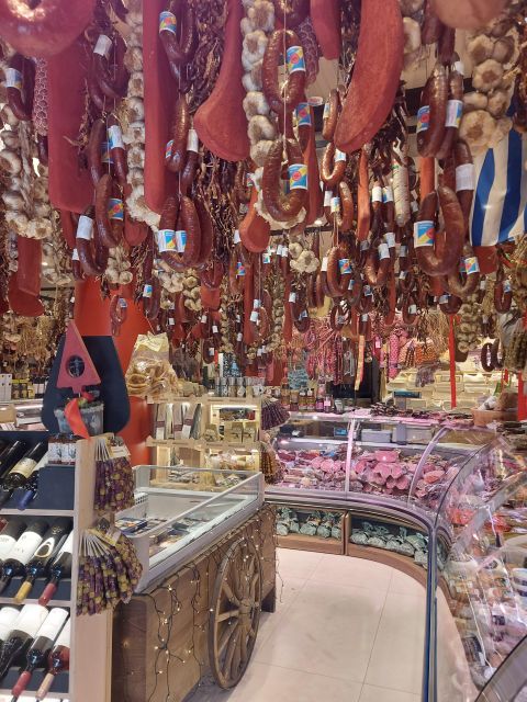 Food Experience in Athens Including Unlimited Lunch - Breakfast and Beverage