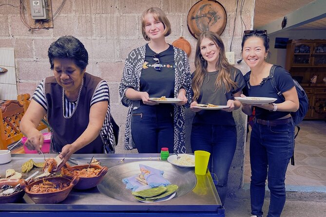 Food Experience in Middle Class House in Teotihuacan Pyramids - Starter