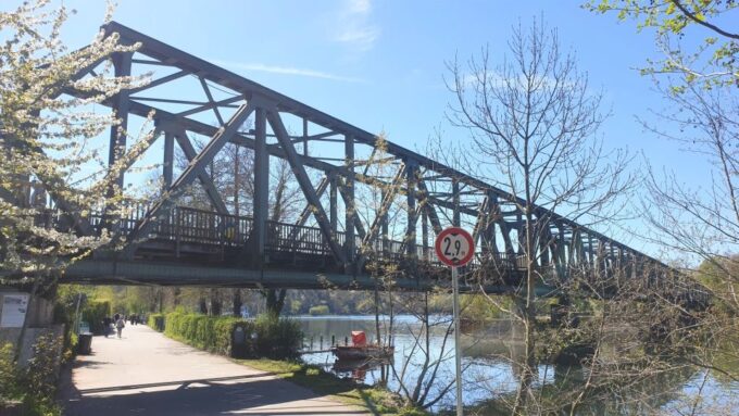 Food: Kupferdreh - Self-guided Walk Railway, Lake, History - Frequently Asked Questions